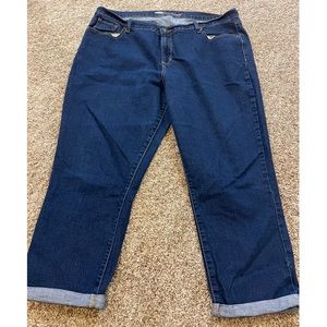 Old Navy Sweetheart Capri Jeans